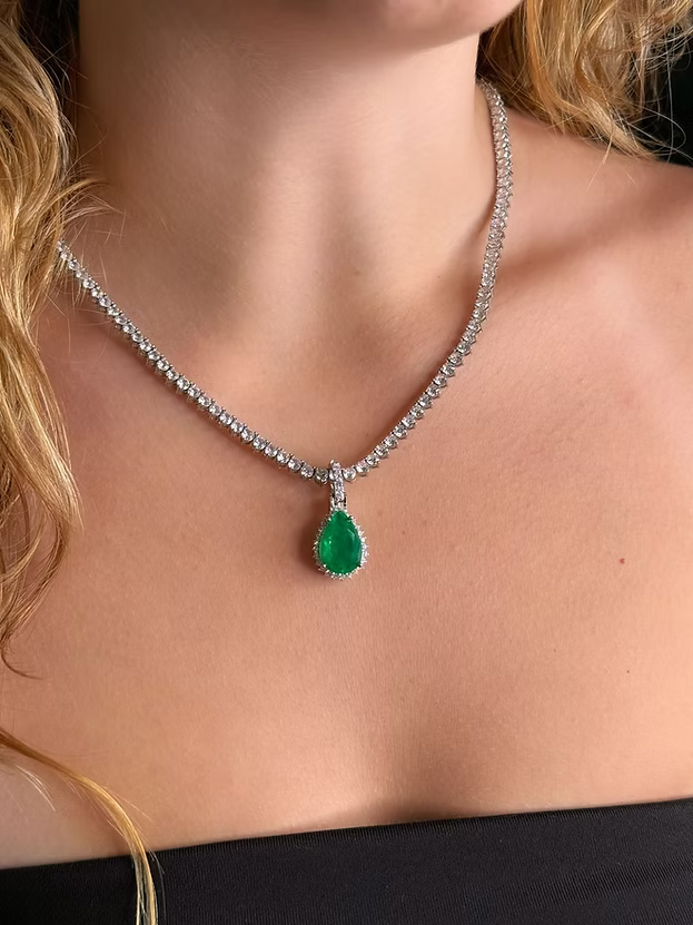 Pingente Gota Esmeralda Prata 925