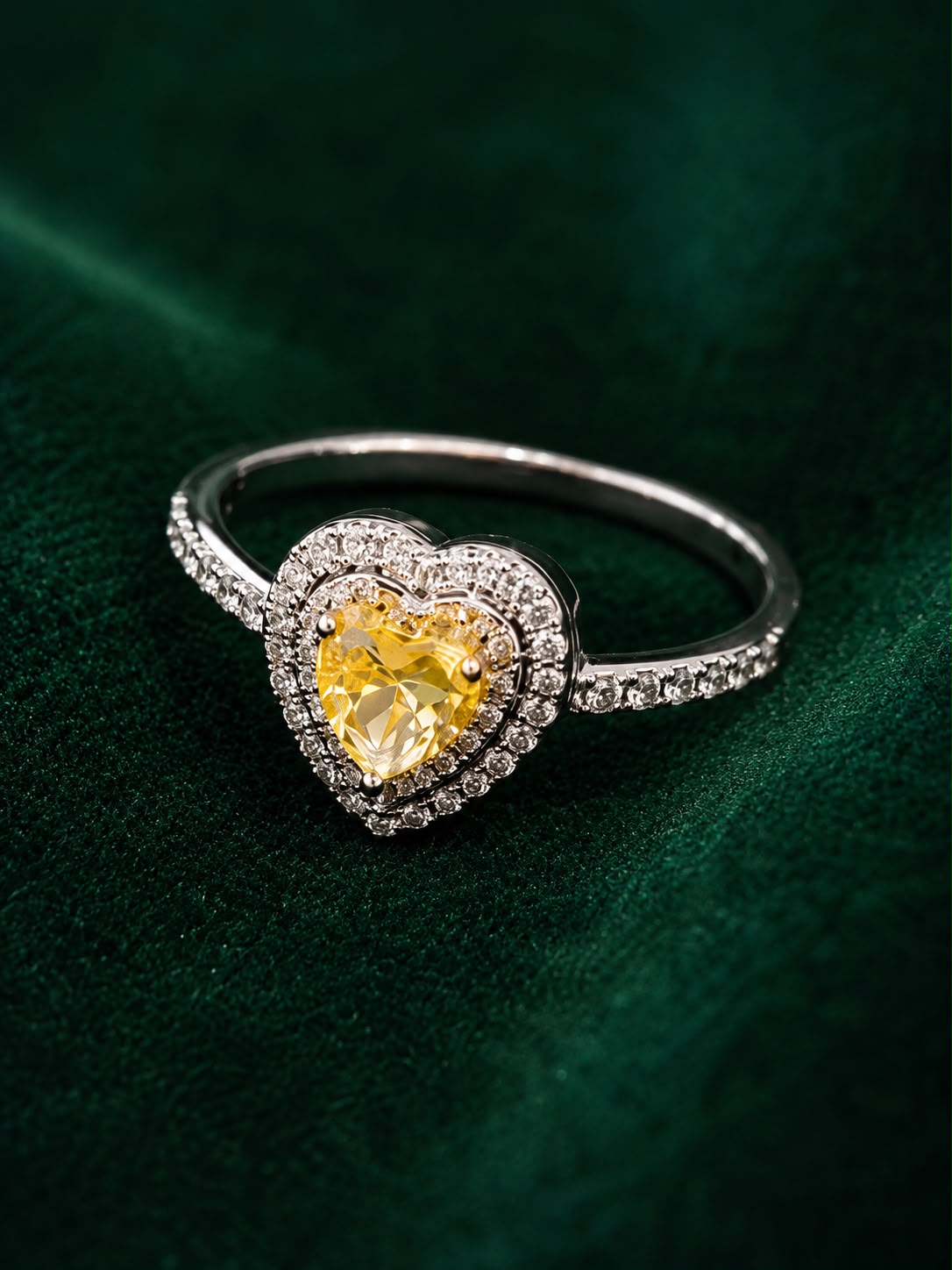 Anel Citrino Heart